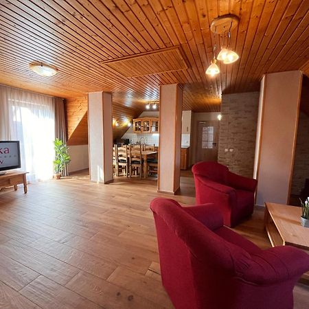 Jurika Liptov Aparthotel Liptovsky Mikulas Bagian luar foto