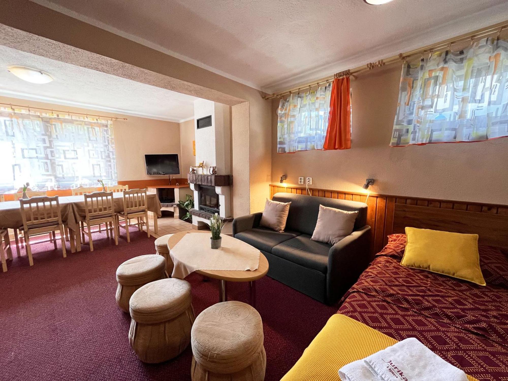 Jurika Liptov Aparthotel Liptovsky Mikulas Bagian luar foto